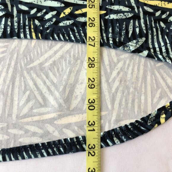 Lularoe Irma Tunic Women XXS Green Floral Fleece Stretch Hi Low Round Hem Soft - Picture 9 of 10